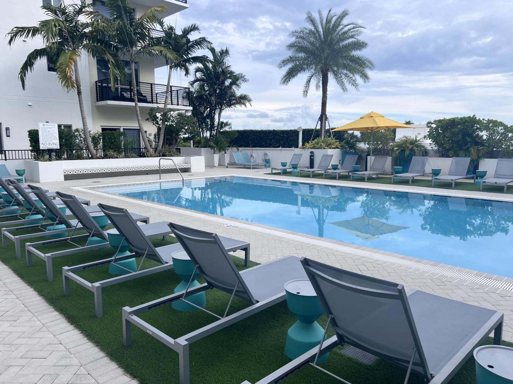 Master Bed Room In Calle Ocho Miami Luaran gambar