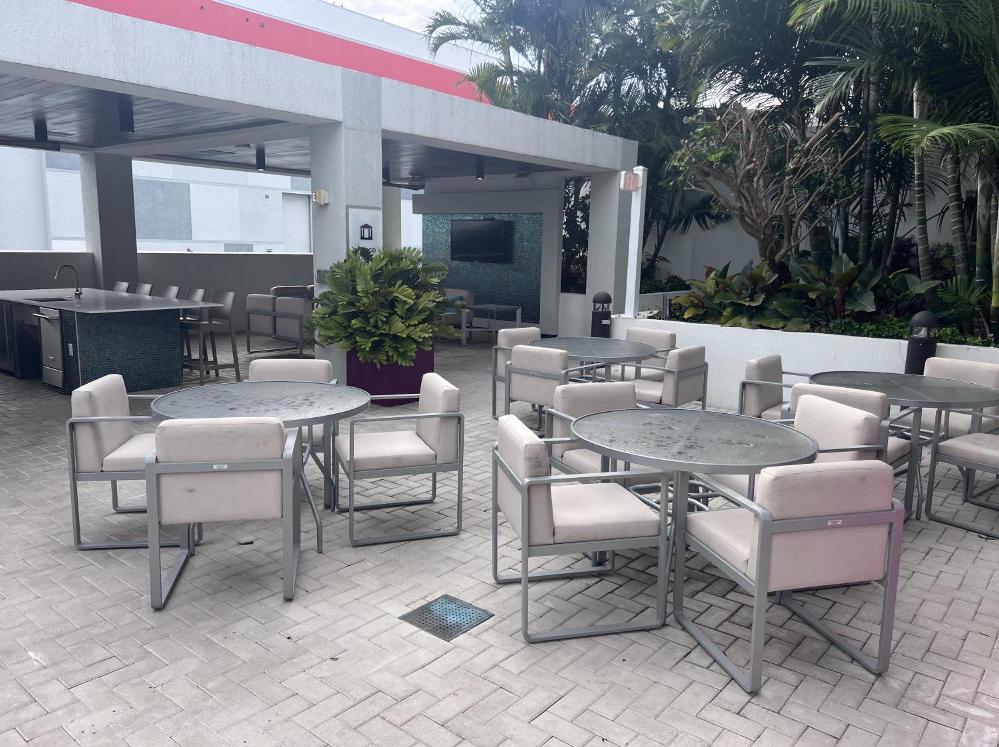 Master Bed Room In Calle Ocho Miami Luaran gambar