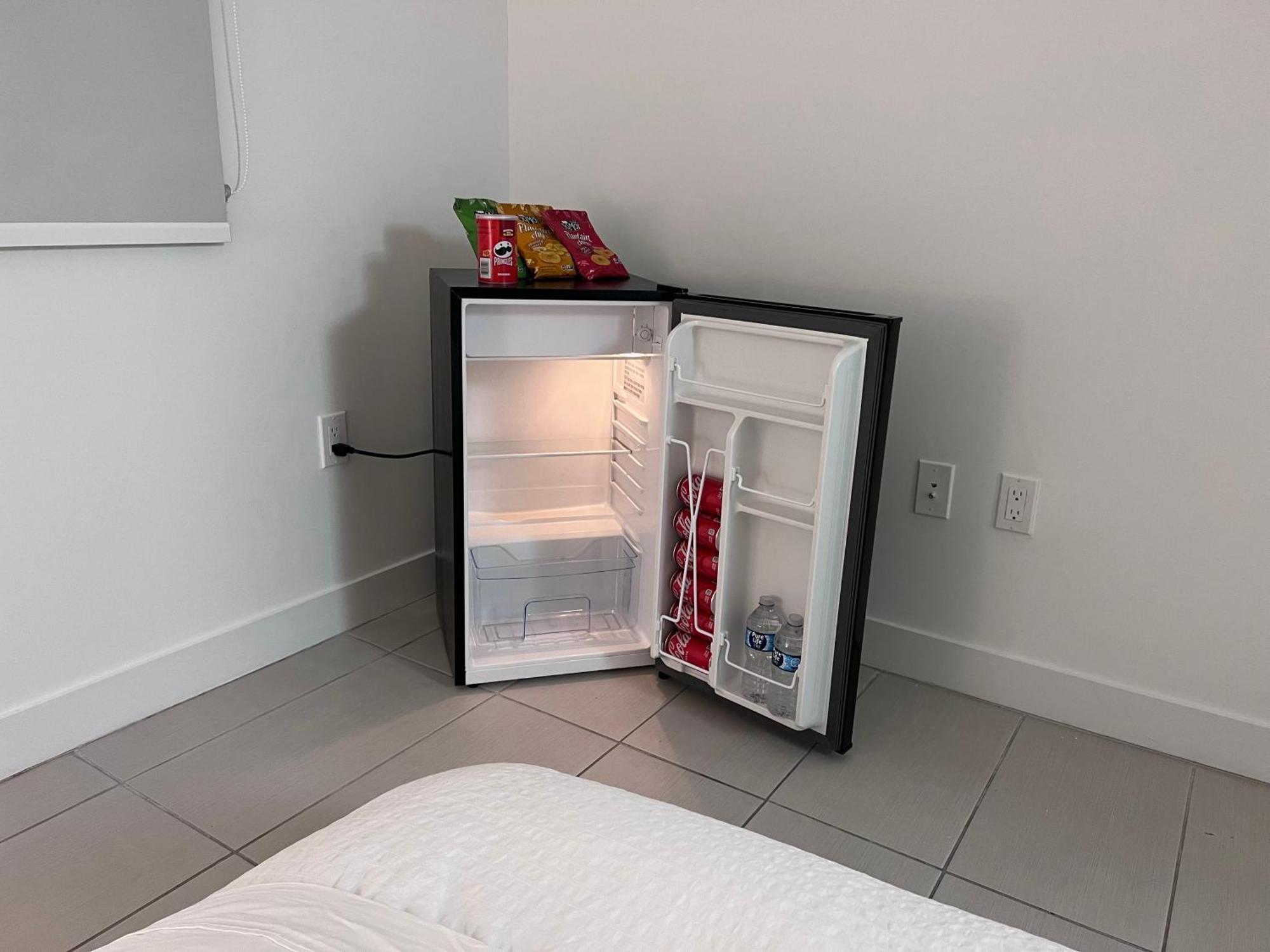 Master Bed Room In Calle Ocho Miami Luaran gambar